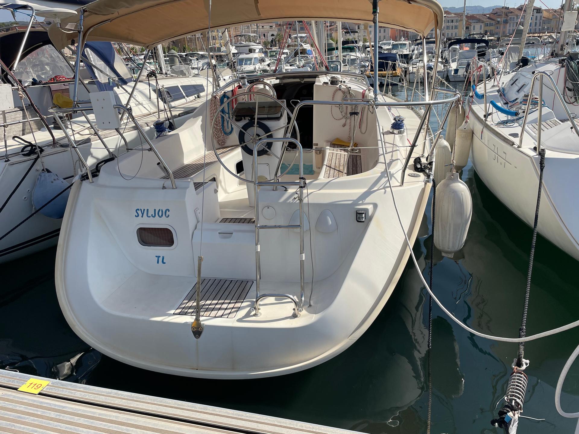 slider 1 Beneteau Oceanis 311 Clipper